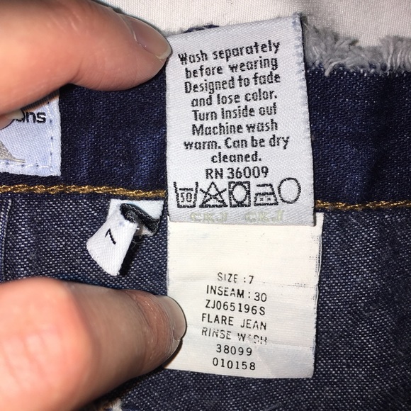 Highrise Flare Jeans, Distressed Denim, Frayed Waist/Hem, Dark Calvin Klein Sz 7 - Picture 9 of 13